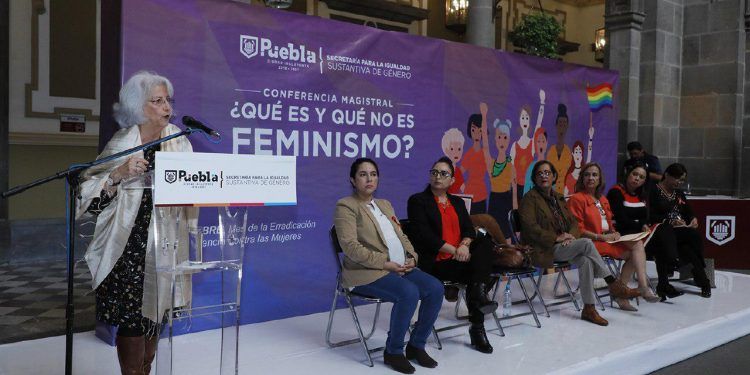 Capital poblana se suma al Día Internacional para la Eliminación de la Violencia en Contra de las Mujeres