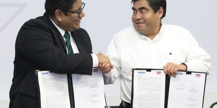 Construir y promover políticas públicas eficientes en favor de los poblanos, garantiza Barbosa Huerta