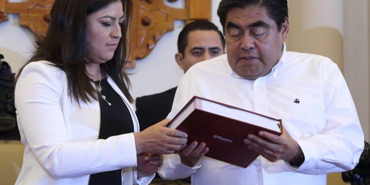 En Puebla hubo gobiernos que no actuaron de buena fe y con corrupción: Barbosa Huerta