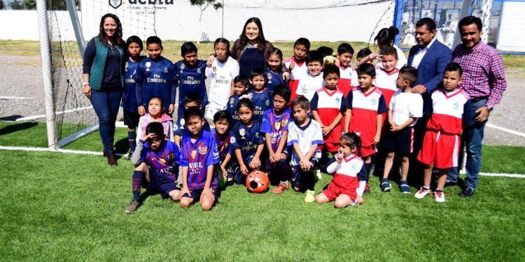 Fomentan la sana convivencia con la rehabilitación del Deportivo Rivera Anaya