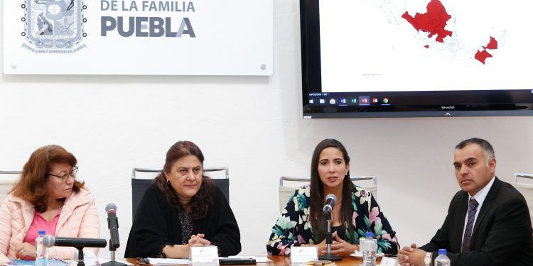 Presenta SEDIF proyecto de reglamento interno de casas de asistencia para los voluntariados