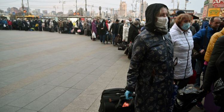 Rusia cerrará fronteras a partir del lunes por Covid-19