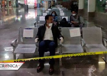 Gobernador de Hidalgo da positivo a COVID-19; hace diez días se reunió con AMLO