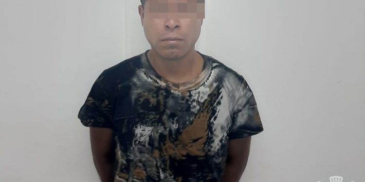 Policía Estatal detuvo a un sujeto en posesión de cocaína en Xonaca