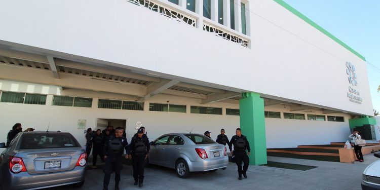 Dif estatal refuerza acciones preventivas contra COVID-19
