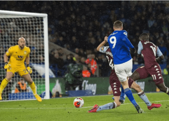 La Premier League se suspende hasta el 4 de abril