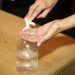 ¿Cuánto debe costar un paquete de cubrebocas y el gel antibacterial?