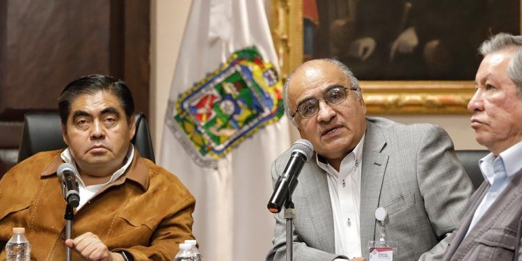 Puebla con 3 nuevos casos sospechosos de coronavirus y 9 confirmados: Miguel Barbosa