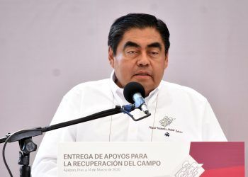 Barbosa confirma 3 casos con coronavirus en Puebla