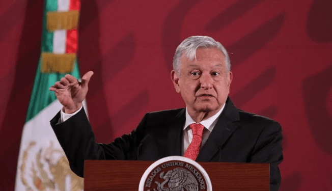 Forma AMLO equipos de trabajo para enfrentar posible recesión por COVID-19