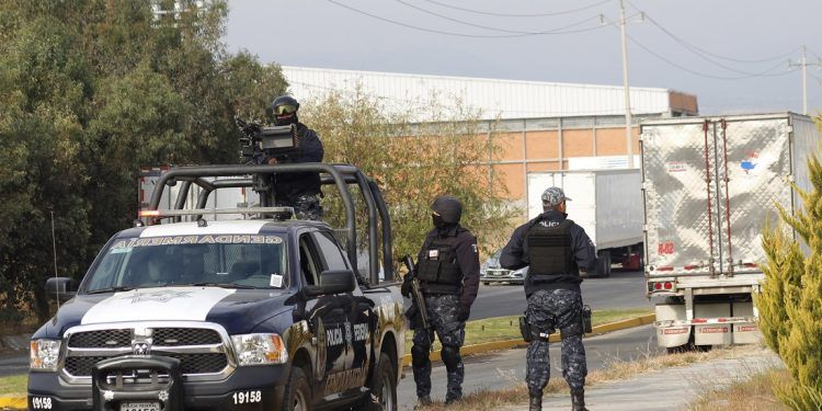 En Huejotzingo, hombre asesinado a machetazos en riña