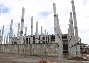 Un error, la suspensión de obras de construcción en Puebla capital: Barbosa