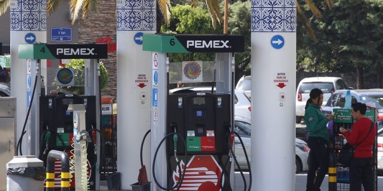 En Puebla, gasolinera de ex Rancho Vaquerías es asaltada a punta de pistola