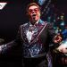 Elton John recolecta 8 mdd para fundación que lucha contra la COVID-19
