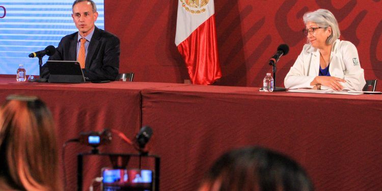 Gatell advierte que se clausurarán empresas poblanas de giros no esenciales que se mantienen abiertas