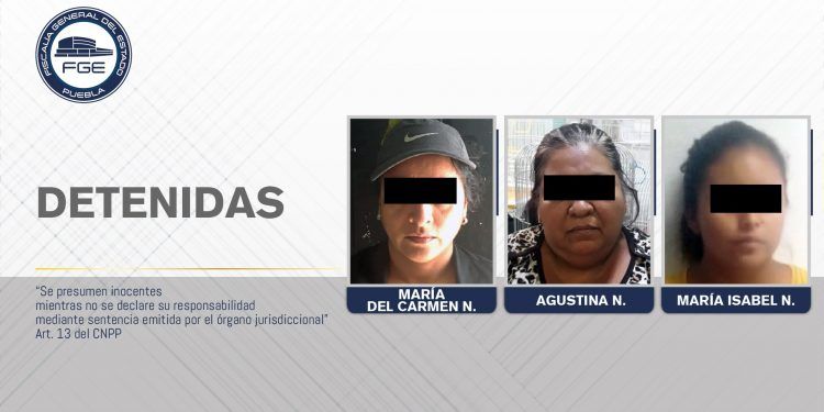 En cateo al mercado La Acocota decomisan drogas, especies protegidas y detienen a 3 mujeres