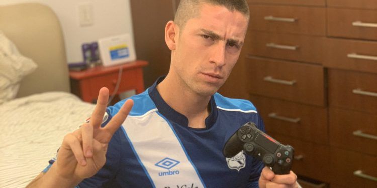 Santiago Ormeño quiere salvar al Club Puebla en la eLigaMX cuando enfrente a Pachuca
