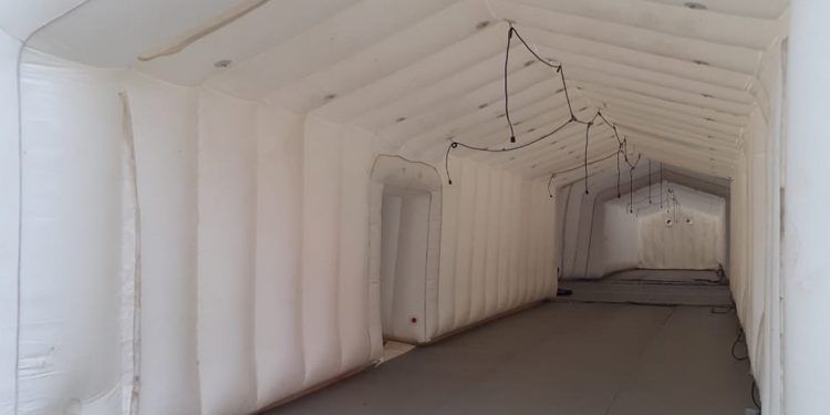 Gobierno del estado de Puebla desempolva hospital inflable para atender casos de Covid-19