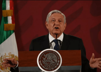 AMLO exhibe a PAN y PRD por no aceptar dar la mitad de su presupuesto contra COVID-19