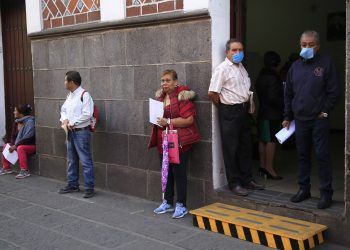 En servicio Línea telefónica del Bienestar para aclaraciones de programas sociales