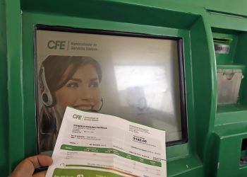 Ayuntamiento quiere ayudar y no le puede pagar a CFE