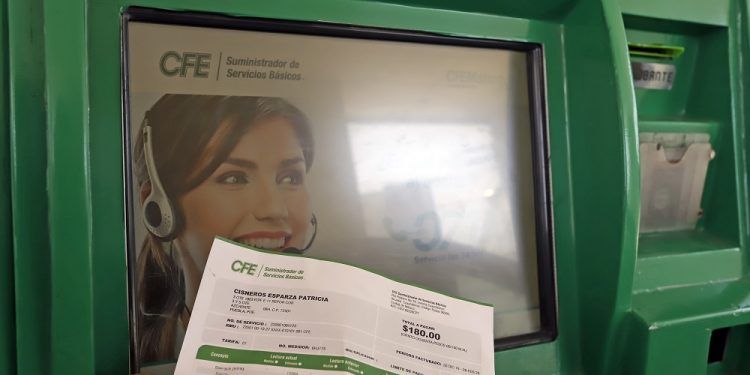 Ayuntamiento quiere ayudar y no le puede pagar a CFE