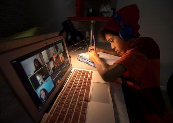 A clases a distancia en Puebla, a partir del lunes 20 de abril