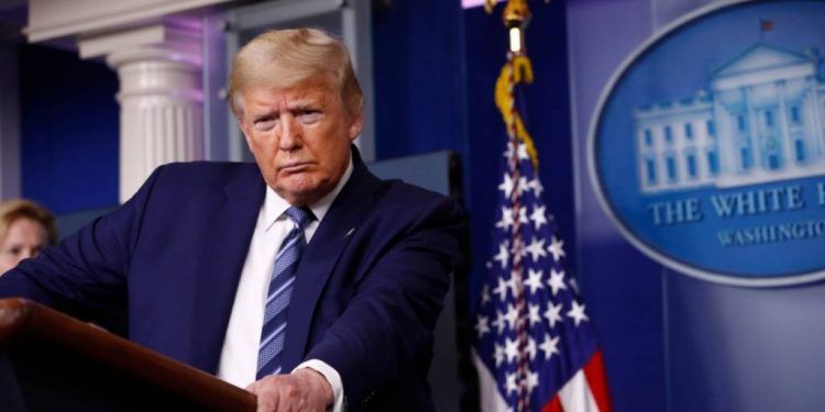 Trump ayudará a México en reducción petrolera, en espera de reembolso