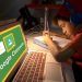 Regreso a clases online llega a Puebla sin preparación, conexión ni equipo suficientes: expertos