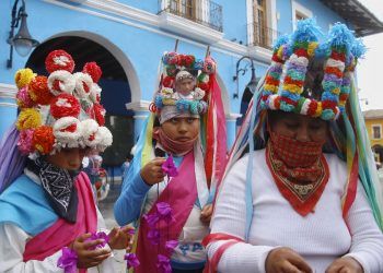 Puebla participará en creación de programas radiofónicos en 15 lenguas indígenas
