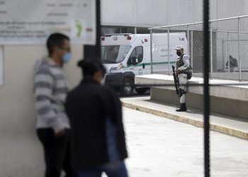 Seguridad Ciudadana despliega policías para cuidar a médicos del IMSS e ISSSTE