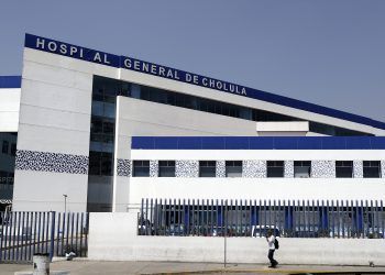 En el Hospital General de Cholula, dan de alta a paciente con COVID-19 