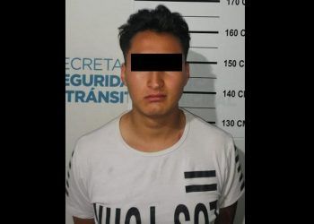 FGE de Puebla detiene en cateo a 8 personas, decomisa drogas y artículos robados
