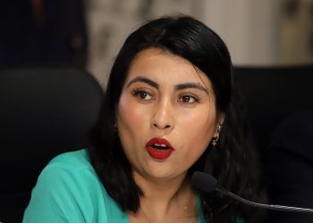 Prisión por difundir falsas noticias