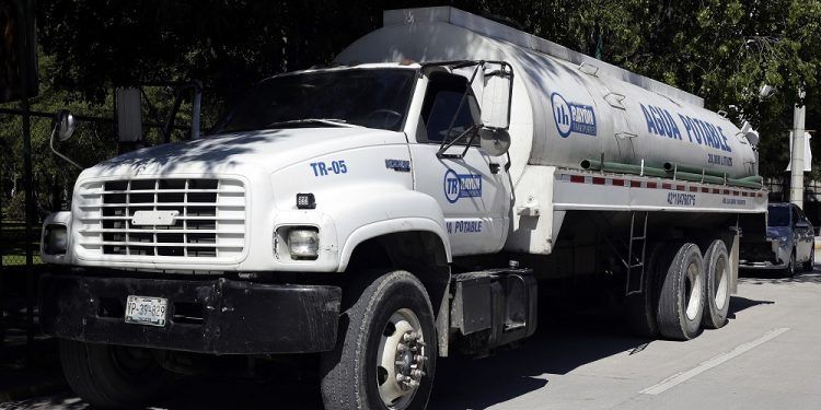 Claudia Rivera asegura que no ha recibido solicitudes de pipas de agua en Puebla