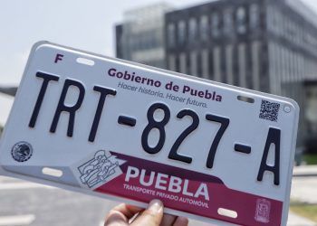 Gobierno de Puebla prevé aplazamiento en canje de placas por emergencia sanitaria