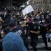Trump critica protestas en memoria de Floyd