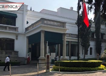 Expertos explican por qué Los Pinos no podrá ser hospital durante cuarentena