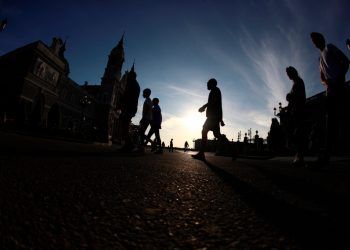 … 45 días, a los españoles no les daba el sol