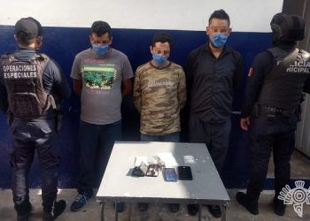 Vendedores de droga detenidos en Puebla; utilizaban taxi para repartir «pedidos» 