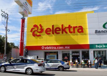 Para no cerrar, Elektra argumenta que sus productos y servicios son escenciales