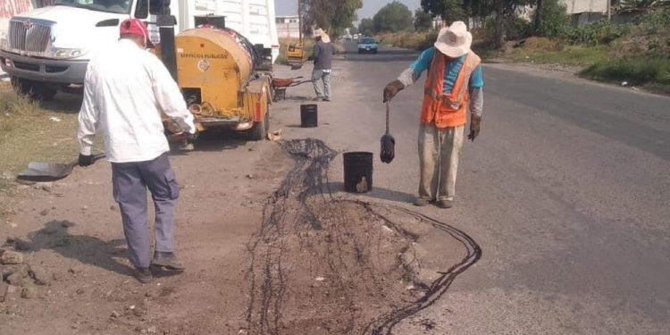 San Martín Texmelucan continúa con acciones de bacheo