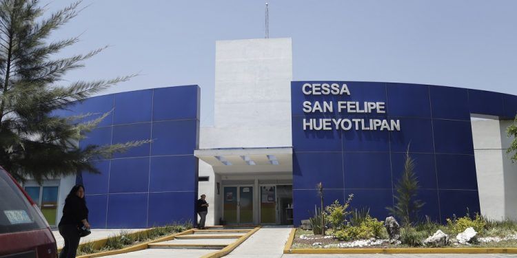 Puebla reconvierte diez CESSA para hospitalización de pacientes COVID-19