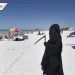 Abogado usa disfraz de la Santa Muerte para evitar visitas a la playa en cuarentena