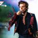 Reportan éxito en venta de velas con olor similar al de Harry Styles