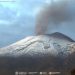 Popocatépetl registra actividad moderada y emite columnas de ceniza