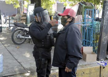 Ayuntamiento de Puebla recorre Central de Abasto para detectar casos de COVID-19
