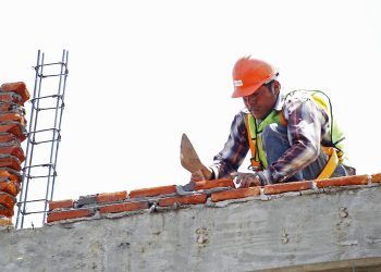 De enero a abril, 4 mil empleos perdidos; mayo, otros mil 500