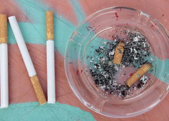 Hombres son más afectados por el cigarro