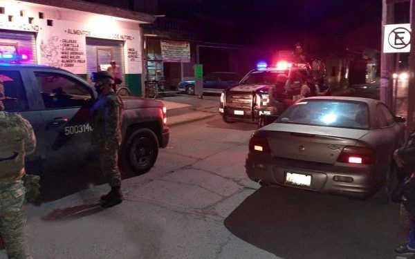 Sedena y policías municipales localizan vehículo robado en San Pedro Cholula